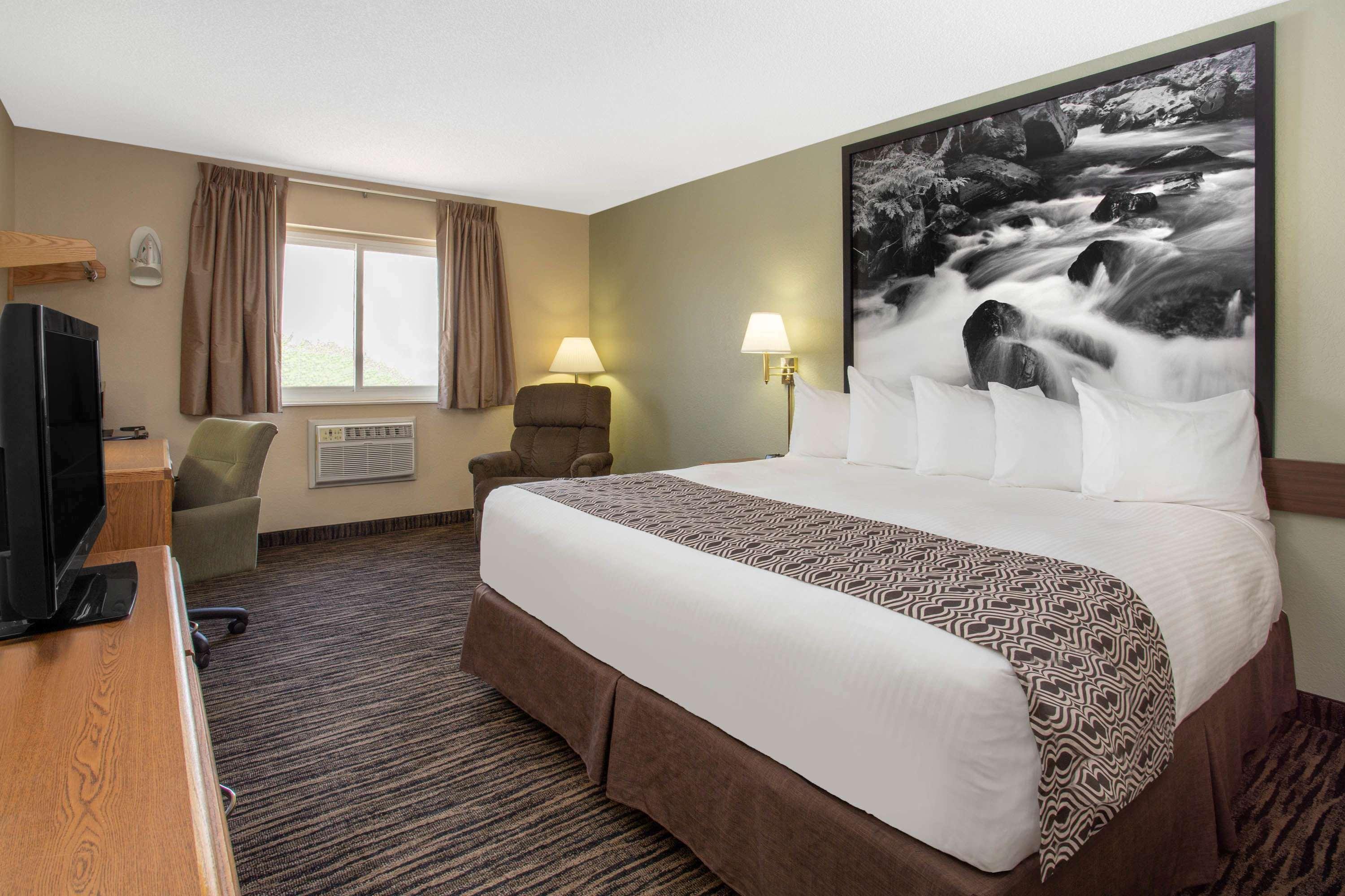 מלון Super 8 By Wyndham Lewistown מראה חיצוני תמונה