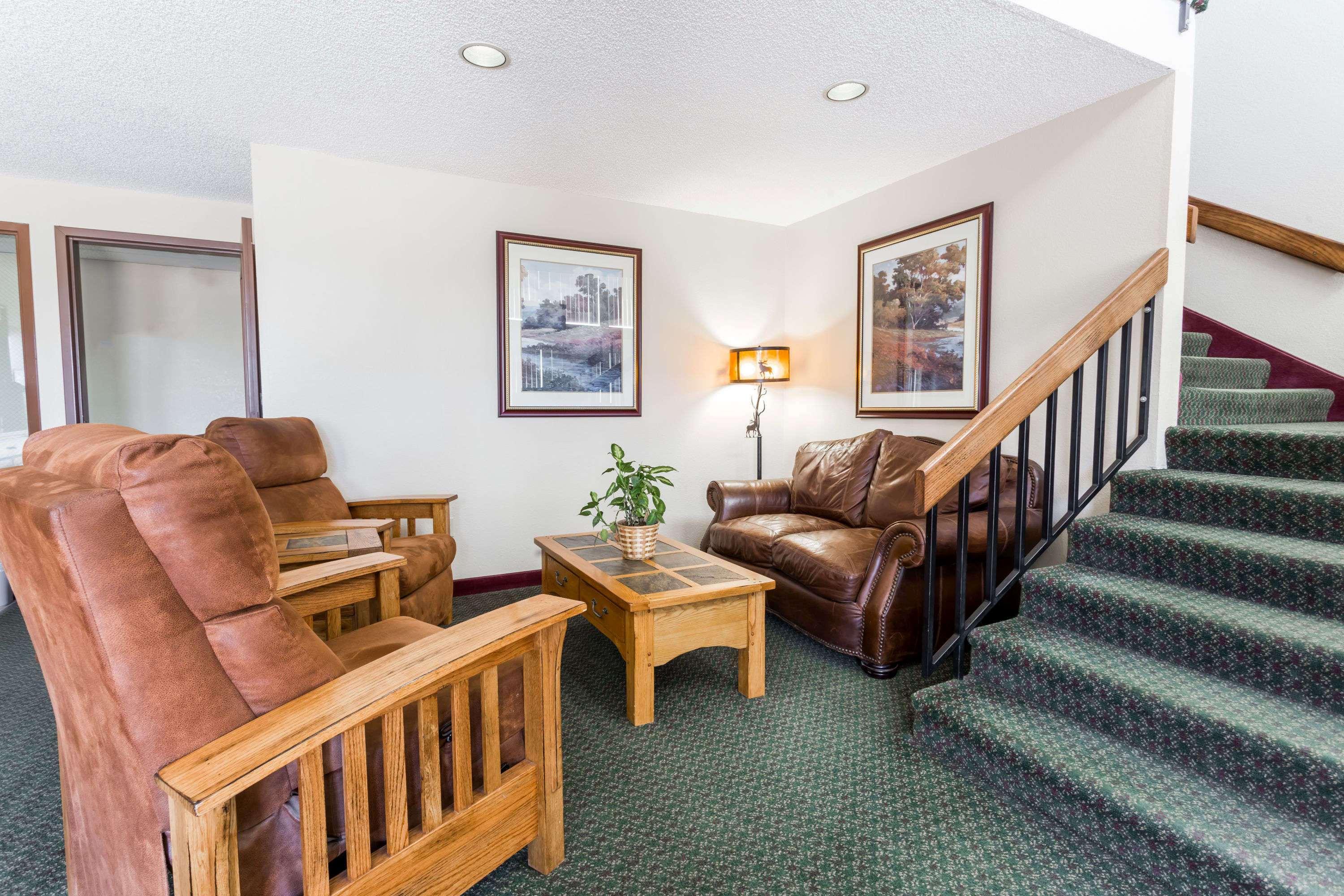 מלון Super 8 By Wyndham Lewistown מראה חיצוני תמונה